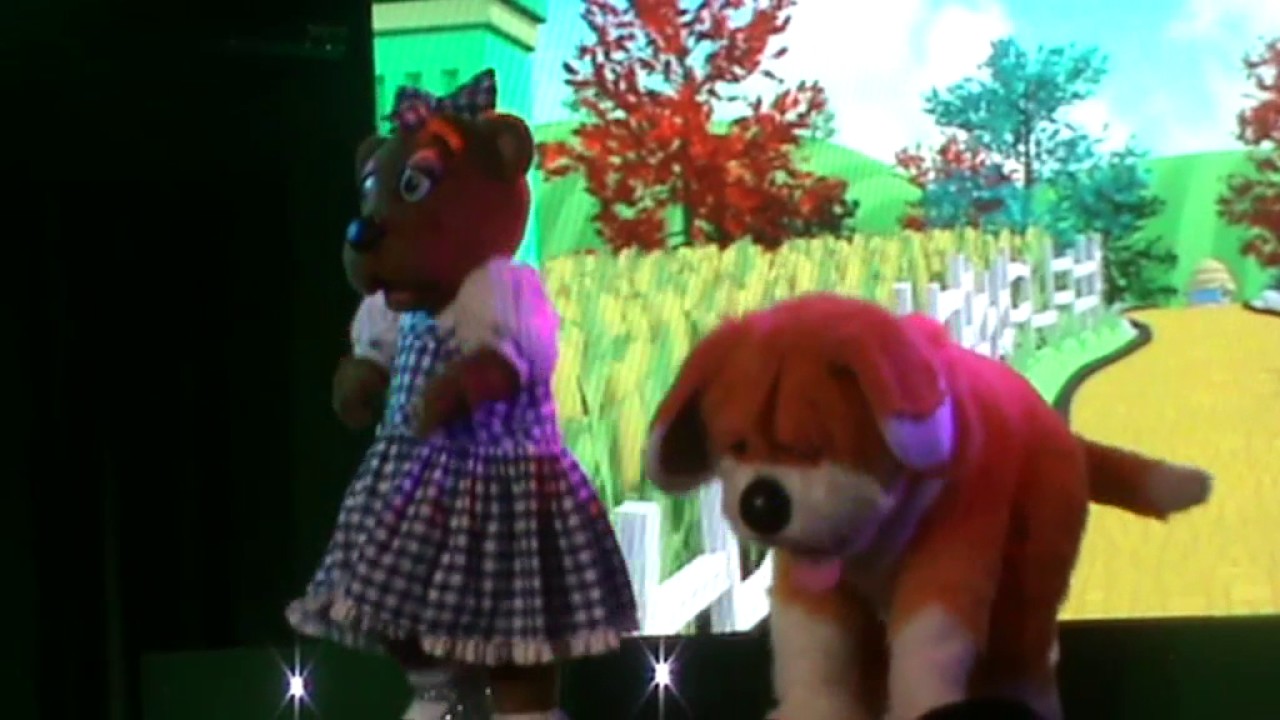 Billie and Bonnie in The Wizard