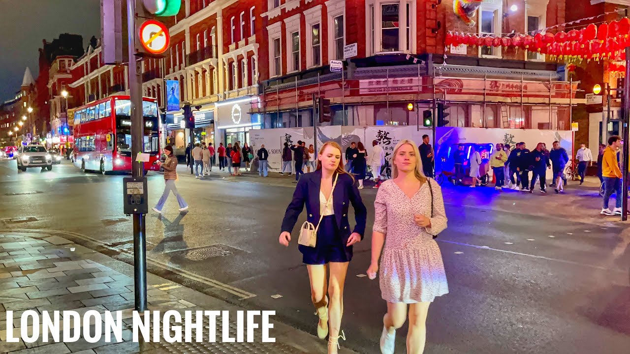 London, England 🏴󠁧󠁢󠁥󠁮󠁧󠁿 Central London Night Walk | Soho Nightlife | West End Walking 4K HDR