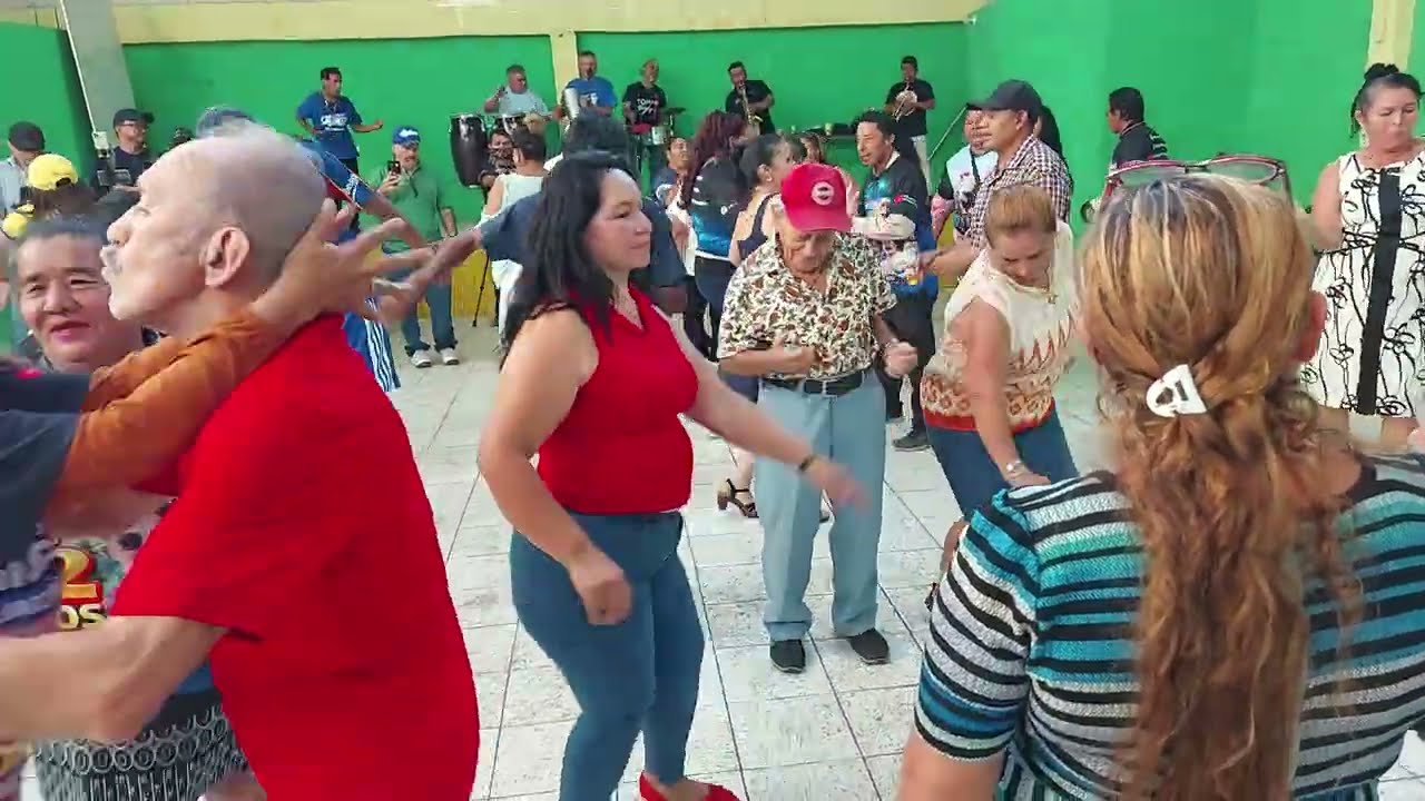 🧨Y Aquí que paso? Quienes se querían besar en el BAIle 🕺 😏 😱😱