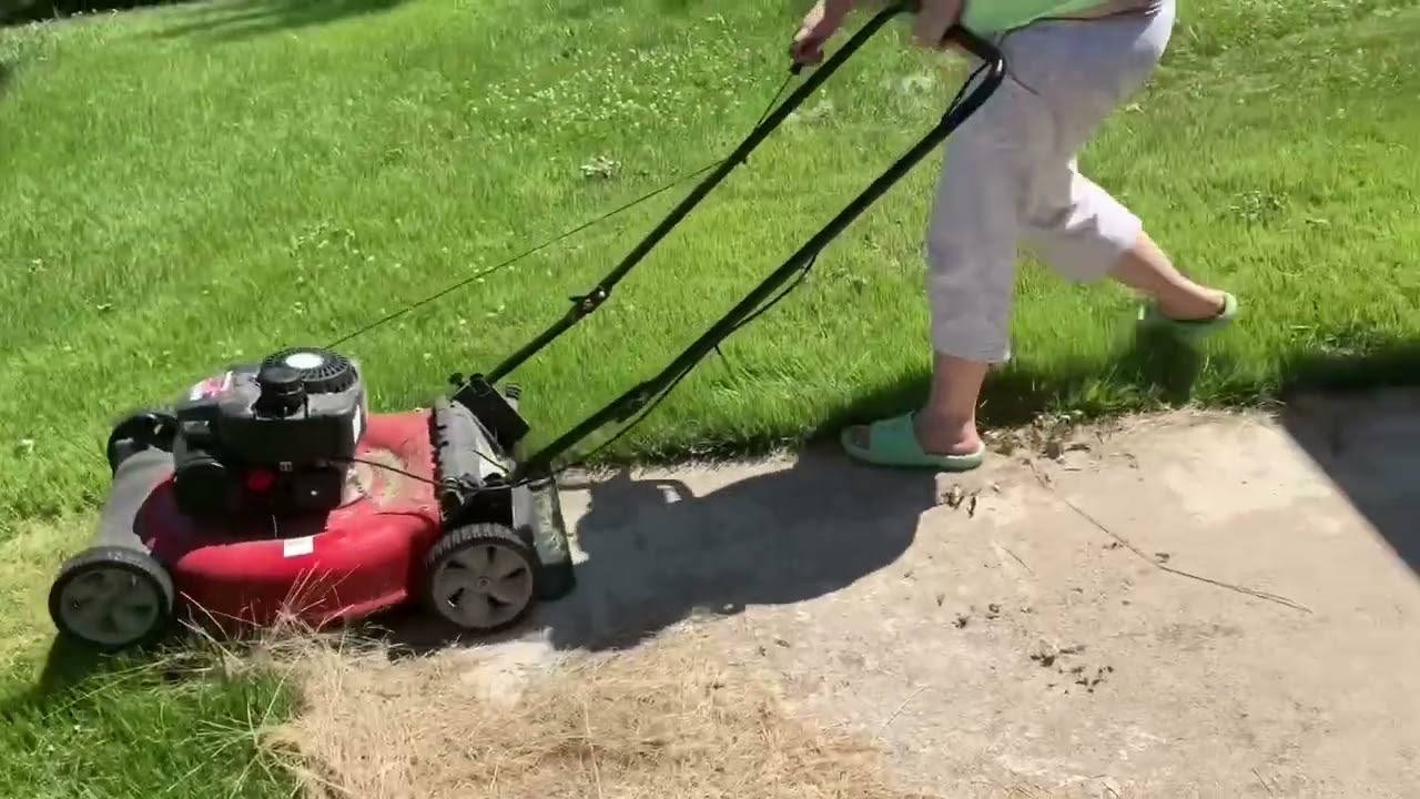 Girlfriend tries to mow ￼