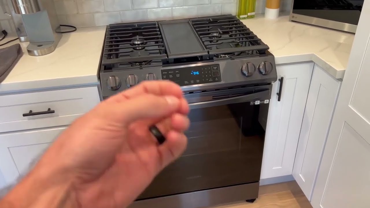 Samsung Slide in Gas Range! 6 0 cu  ft  Smart Slide in Gas Range with Air Fry in Stainless Steel