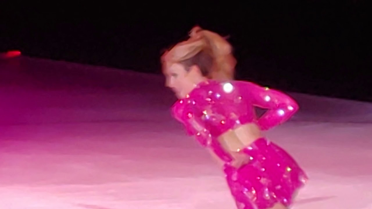 Ashley Wagner "Groove is in Heart" Deee-Lite