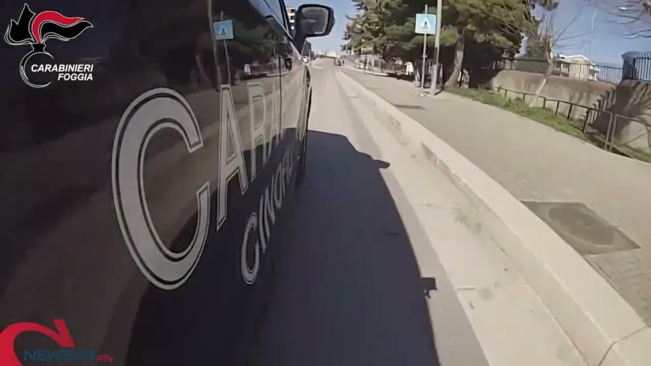 TORREMAGGIORE | Tenta di rapinare un tabaccaio, minorenne arrestato a Torremaggiore