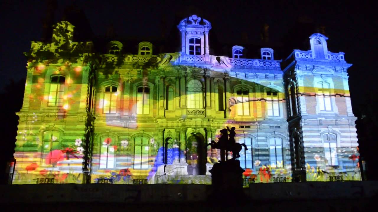 Épernay Avenue de Champagne projected lightshow