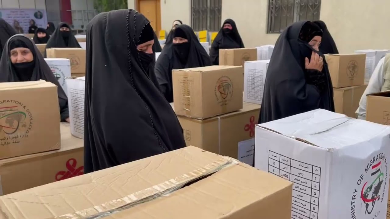 وزارة الهجرة تجهز مدارس البصرة في المناطق التي تأثرت بالتصحر والجفاف