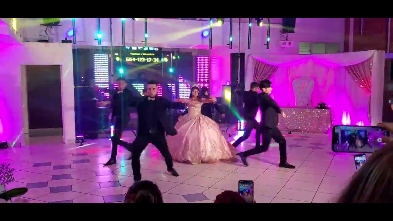 SET FIRE🔥TO THE RAIN by #adele Chambelanes y xv lucen este tema y checa el final te impactará 🤯 alv