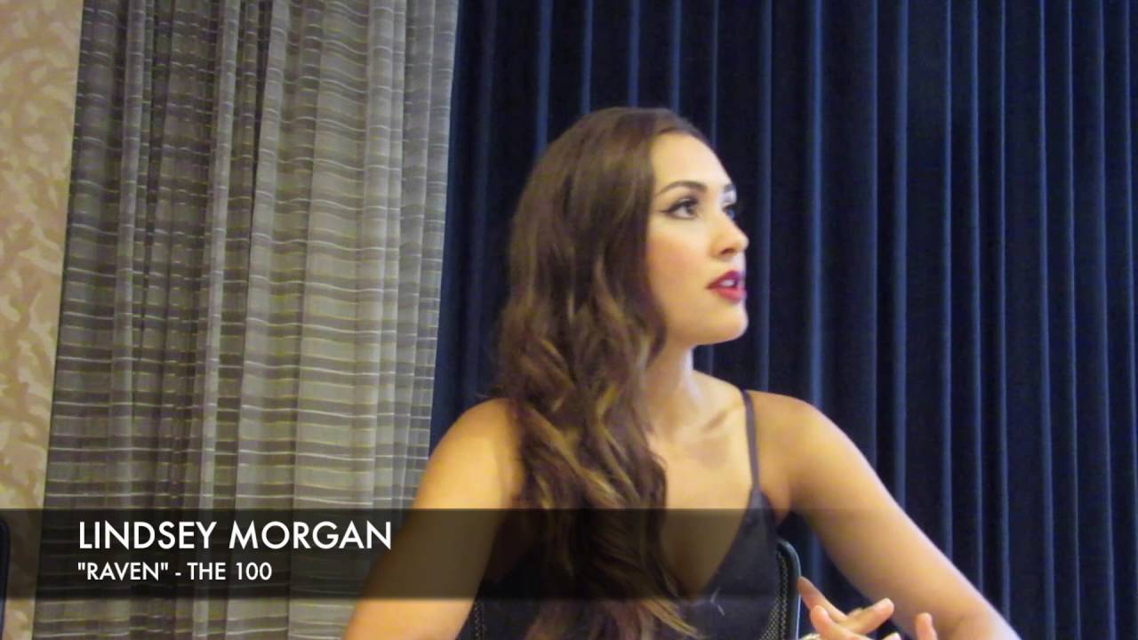SDCC 2016:  The 100 - Lindsey Morgan