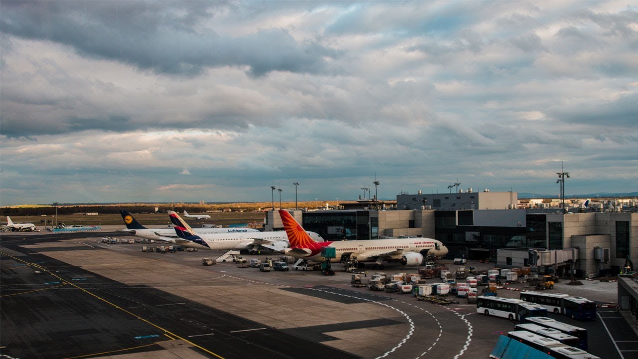 Traveling The World At 16 years old