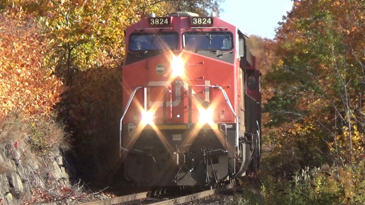 Monster Stack Train CN 120 w/DPU Rolling thru Bedford, NB slowing on Approach to Pace Yard