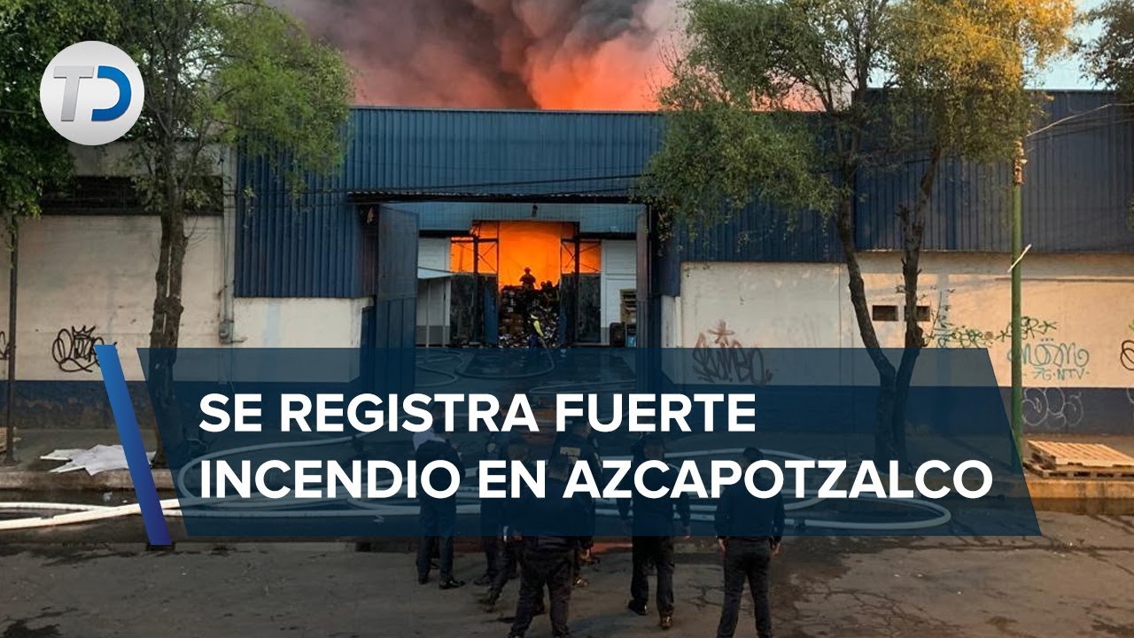 Se incendia fábrica en la Calzada Coltongo, en Azcapotzalco