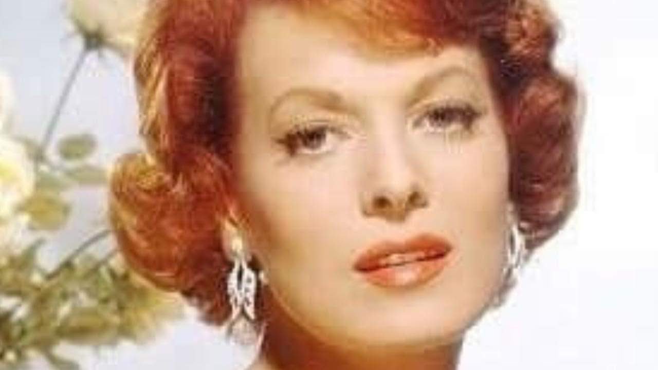 13 Sexy Photos of Maureen O’Hara
