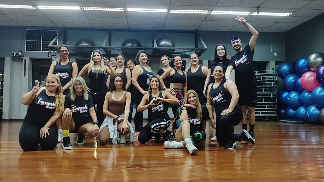 Si Antes Te Hubiera Conocido - Karol G (Coreografia)
