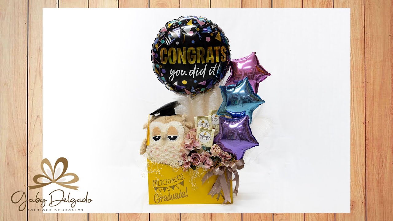 Arreglo de graduación para niña