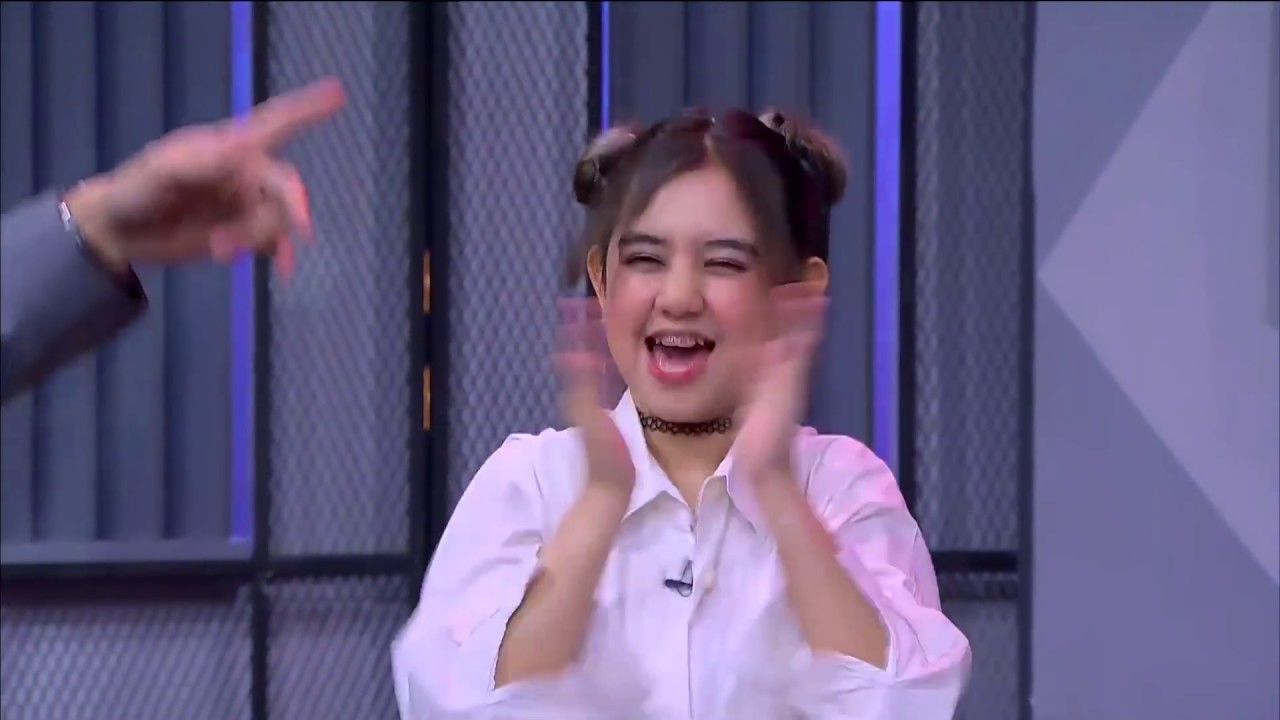 Teh Hesti Nyesel Banget Potong Rambut, Jadi Chemistry Deh!