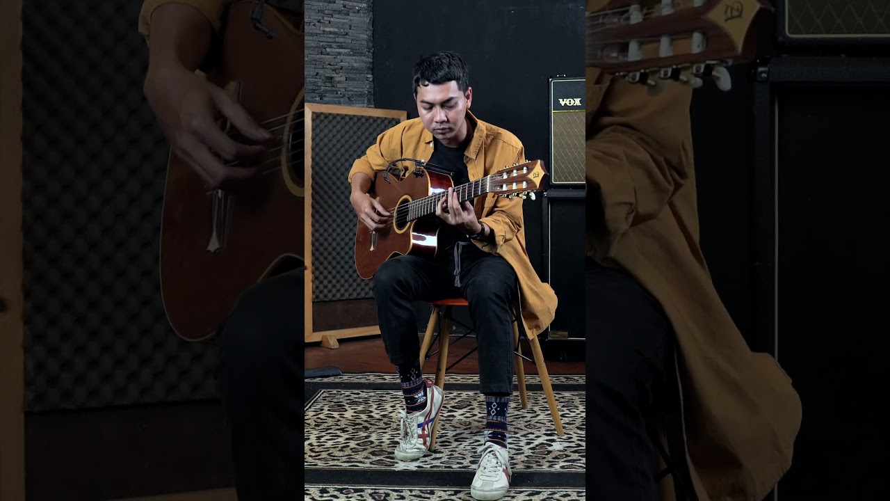 How to Mic a Nylon String Acoustic Guitar with SEM-02 | Sound Sample