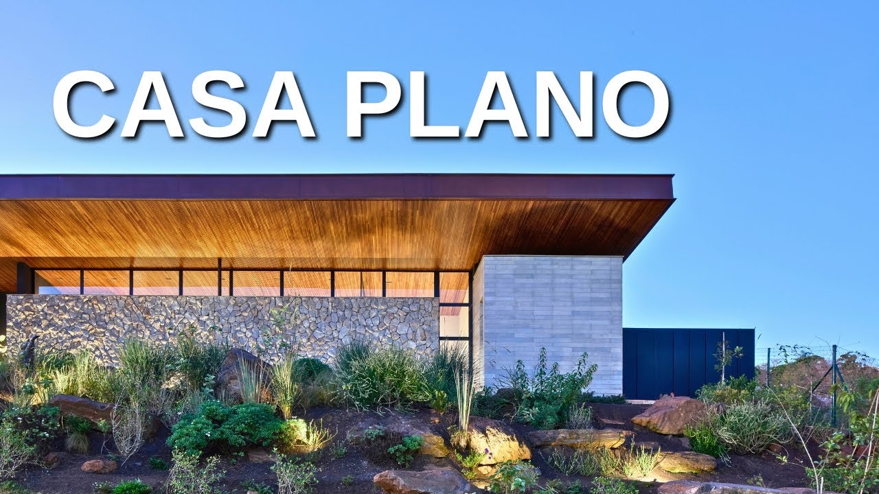 CASA T&Eacute;RREA COM 550m2 | CASA PLANO POR DANIEL CARVALHO ARQUITETO