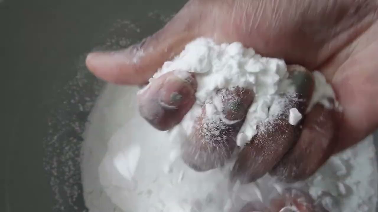 Asmr baking soda // Soft crushing
