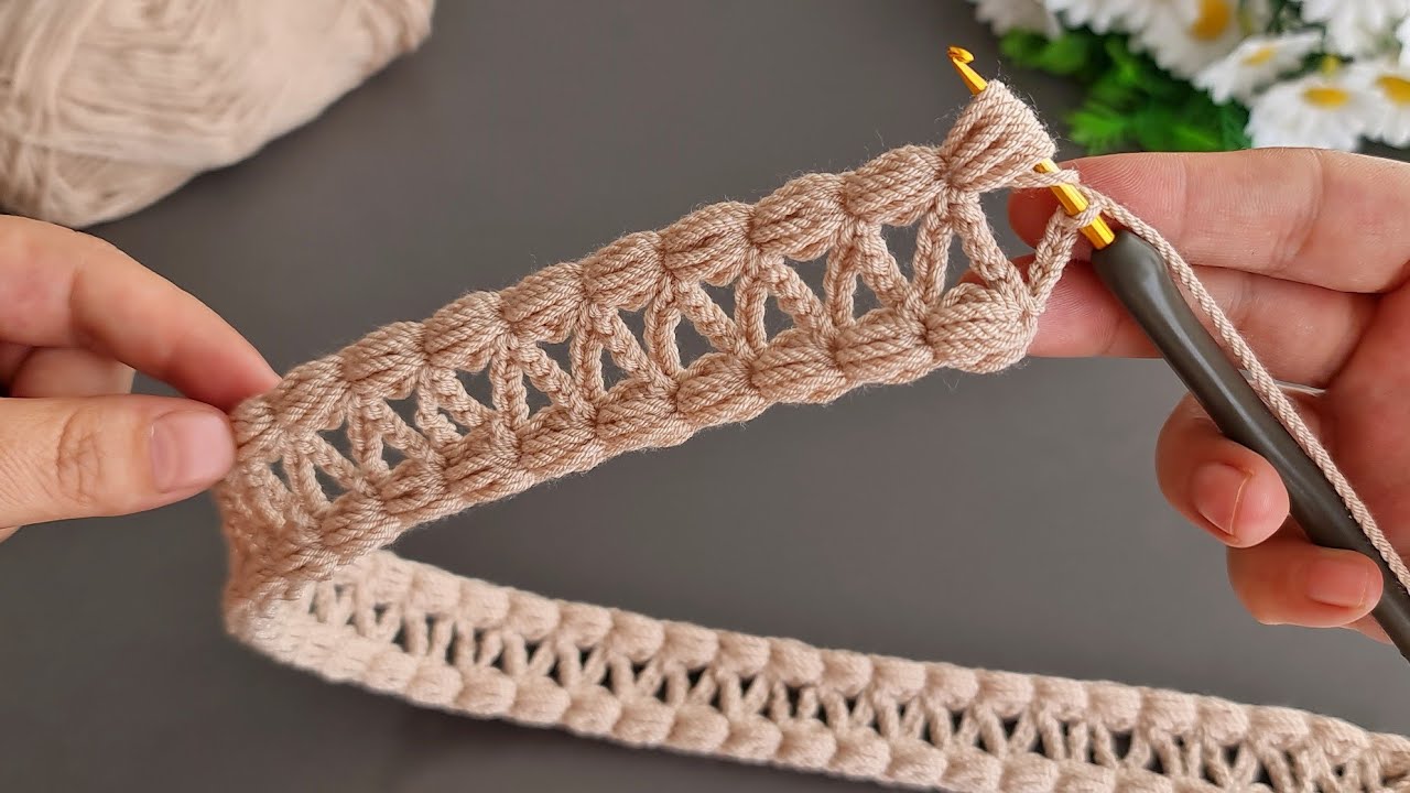 Wow!😇Amazing! sell as many as you can weave. Crochet gorgeous hairband. Belt, bag handle, hair band