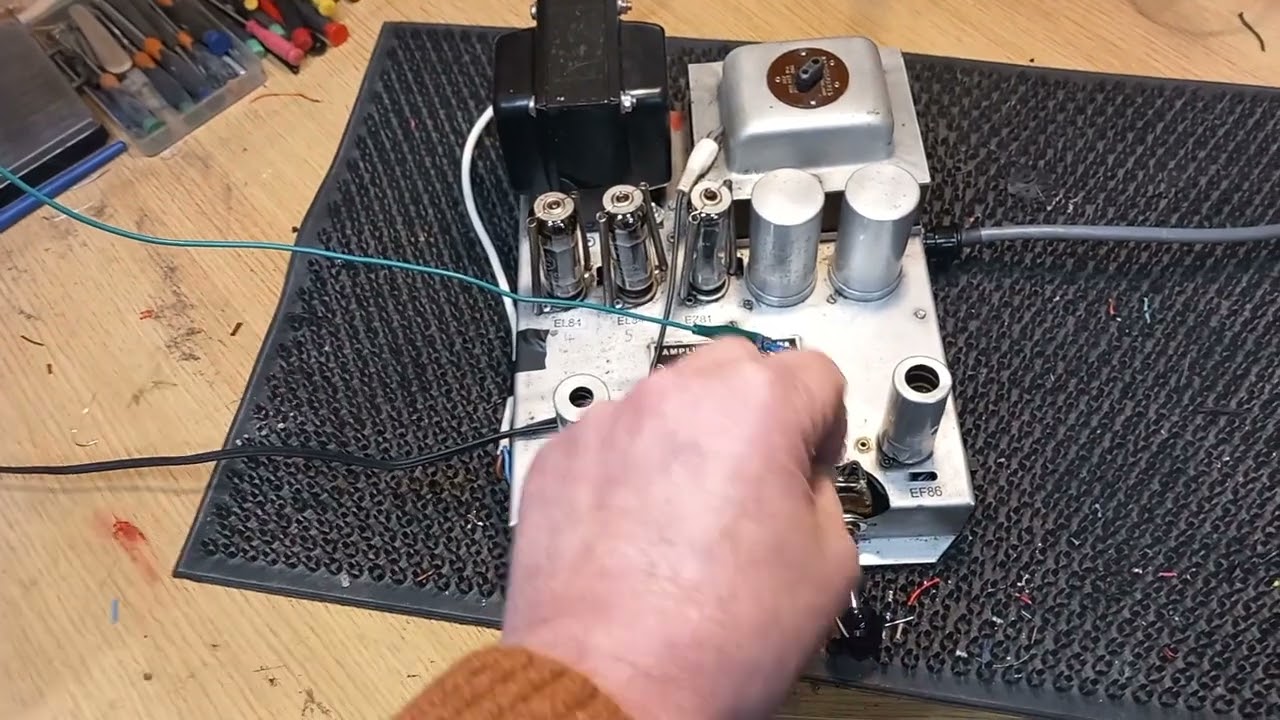 chantal meteor jukebox amplifier in for repair