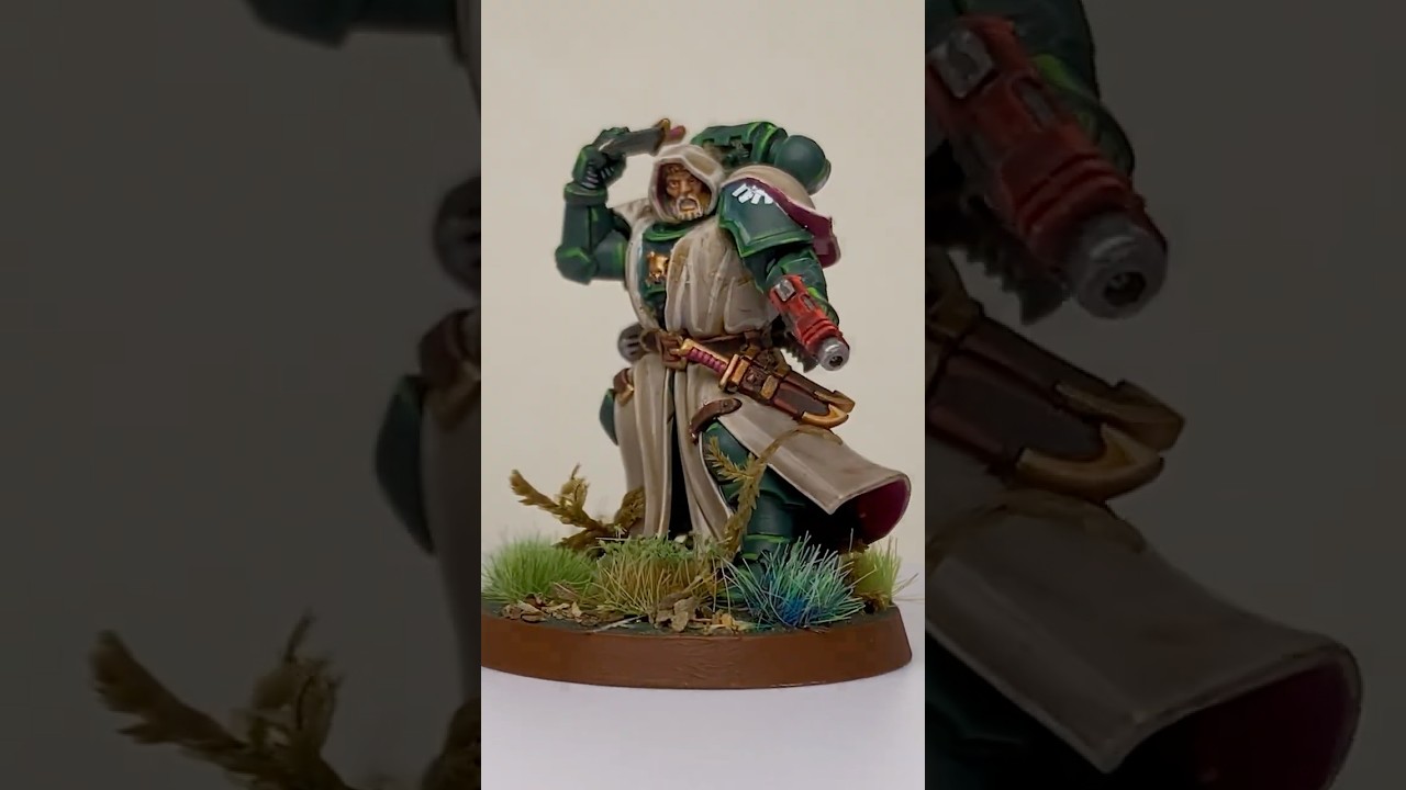 Lieutenant w Combi-Weapon kitbash #warhammer #warhammer40k #warhammerkitbash #tabletopgames