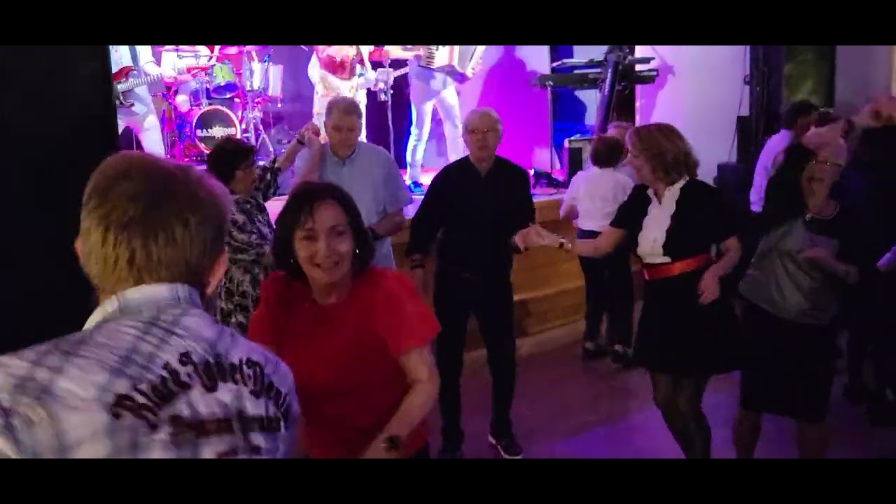 Peppelinos bar med Sandins på Dansefoten Vestfossen Dansnytt Vigdis Øie 