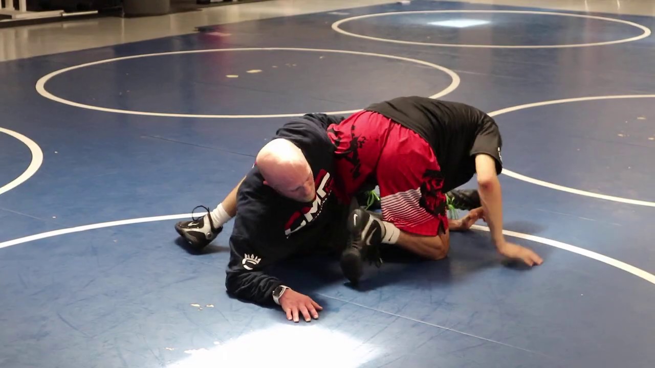 Leg Pass Counter - Ankle Duck Change Off to Far Ankle