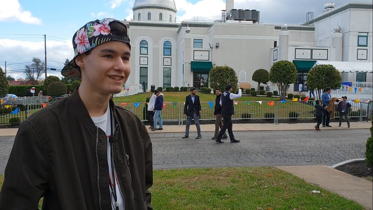 Alejandro Ismael Accepts Islam Aged 13 (Puerto Rico)