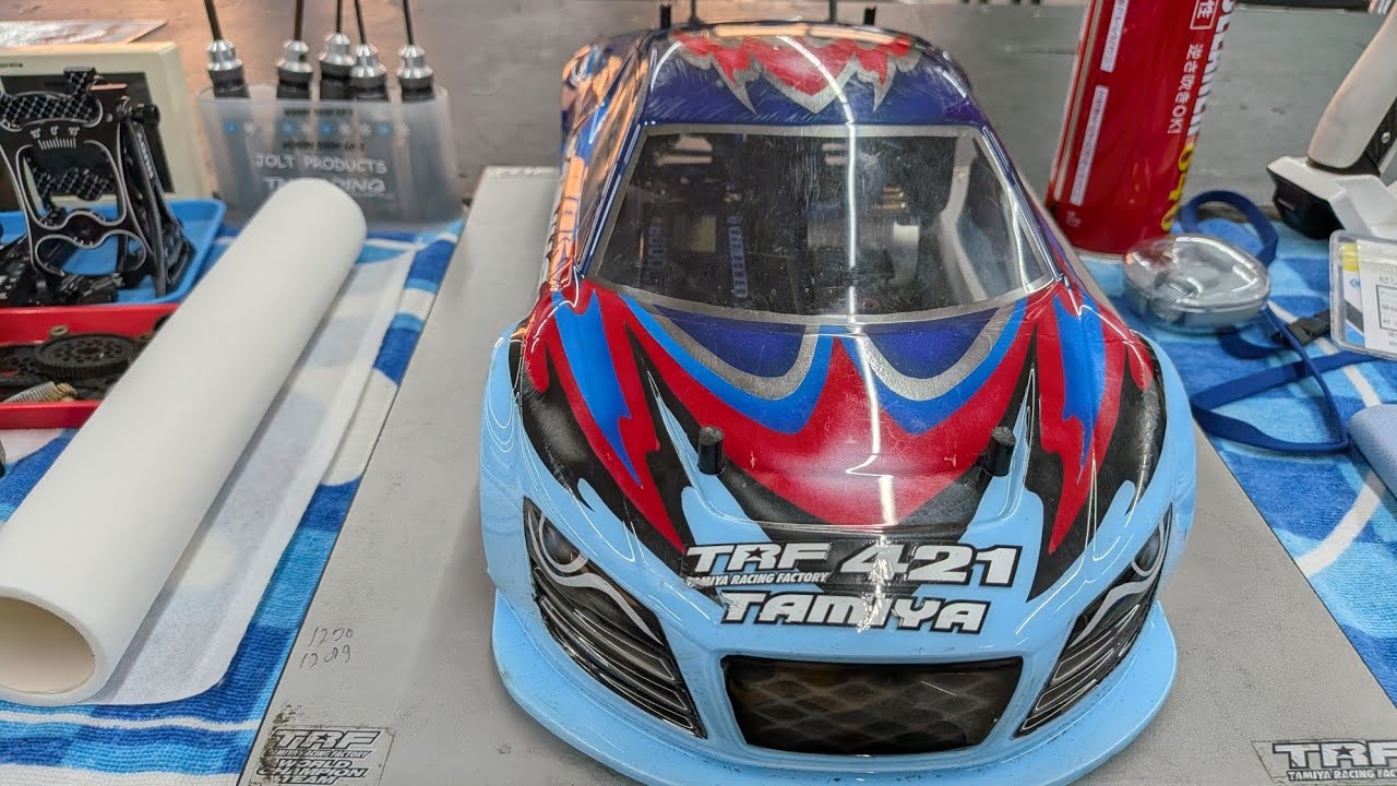 野田レジャーランドに来てみた♪(-д☆)ｷﾗｯ🎩スカホ用17.5Tツーリングカーギヤ比4.0のTRF421にアウディR8で走ってみた♪(-д☆)ｷﾗｯ🎩