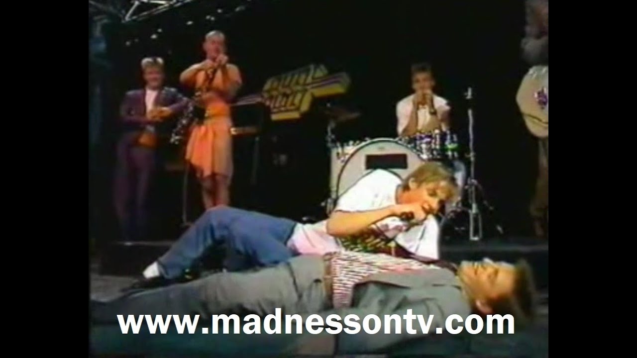 Madness - Interview / Yesterdays Men / Embarrassment (Dutch TV) 11/09/85