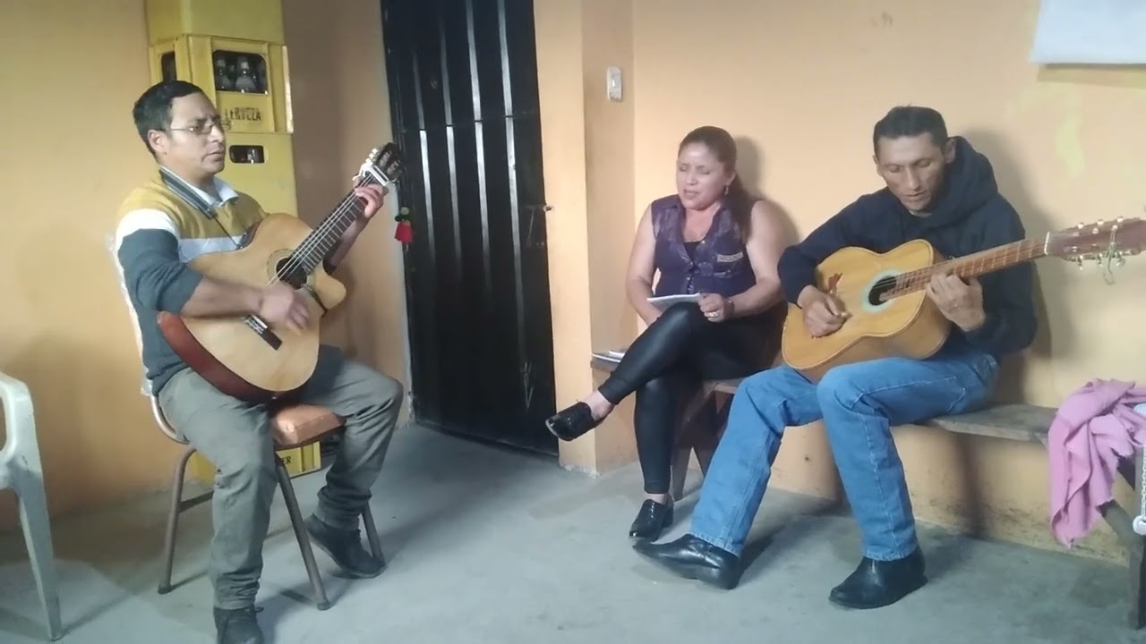 Rumbo a otro país Trío Cordones (Letra del Maestro Segundo Cordones Requintista)