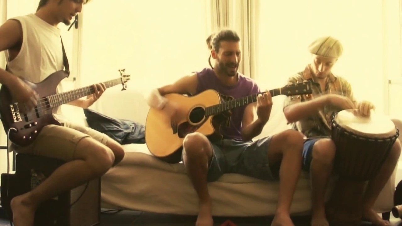 TARTAGLIA ANEURO - Respira cu 'mme (Live Acoustic)