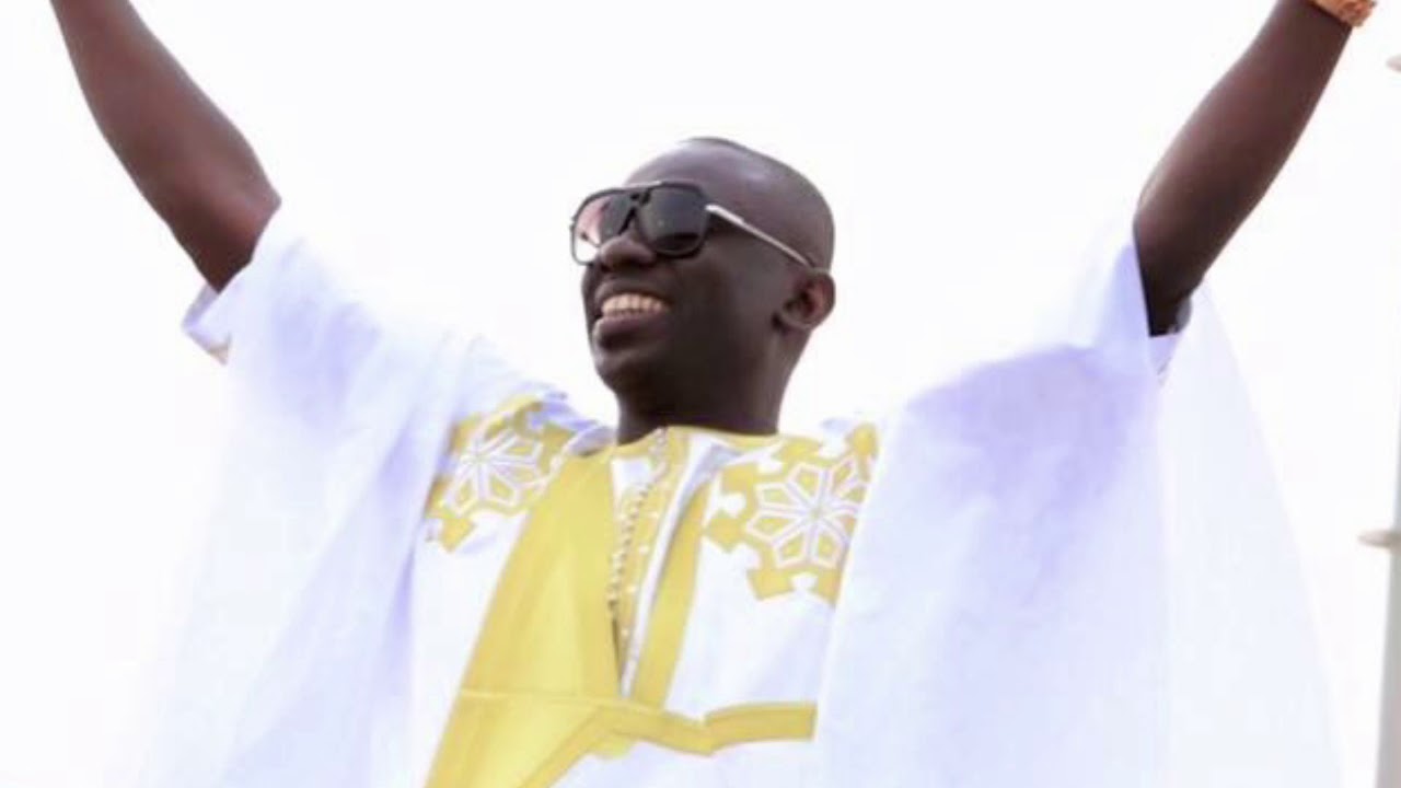 Pape Diouf Dignit&eacute; New Album Enjoy