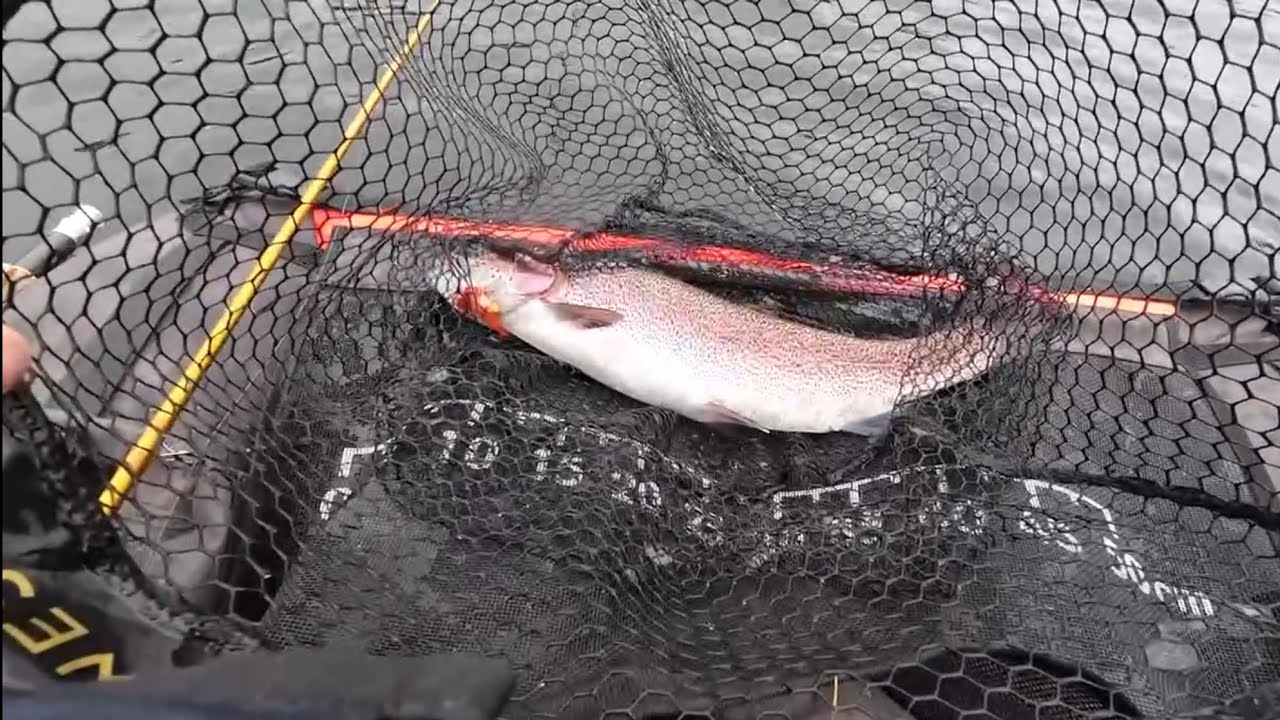 Flugfiske i ett STORM Väder från Flytring!   Sydvattnet Hökensås ￼￼￼