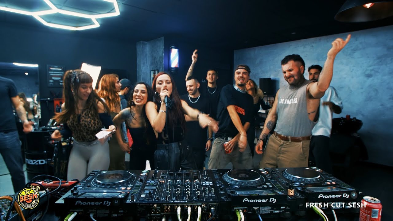 She Mixed Her Own Track Then Sang It LIVE | Acid, Trance & Rave in a Barbershop | GEA  #Freshcutsesh