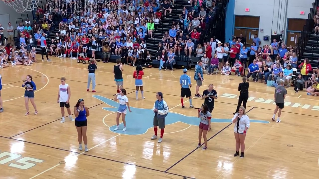 Parkway West Jazz Choir - Pep Rally Fall 2019 - Good Time arr. Robert Dietz