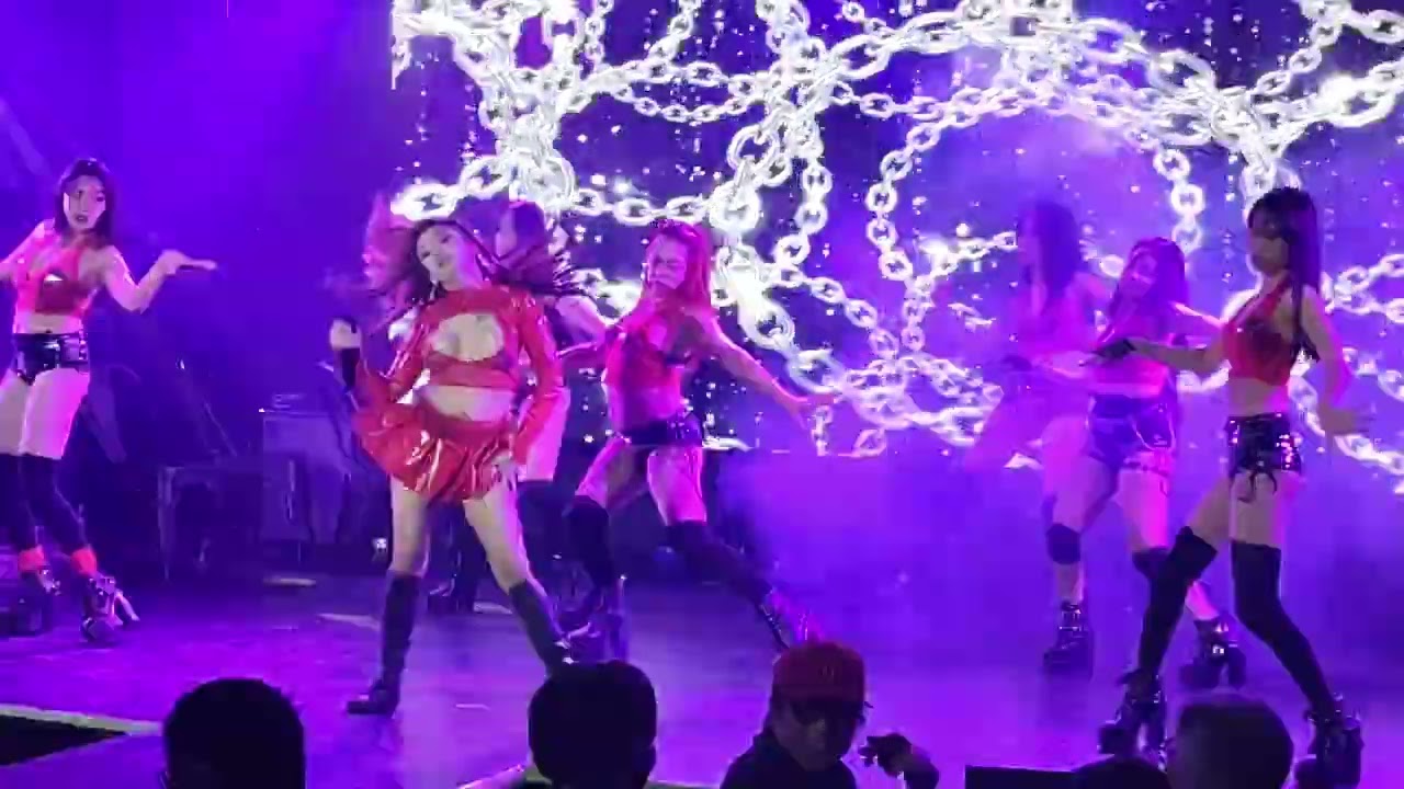 Hot Acts New Gen. with Viva max Jea ann