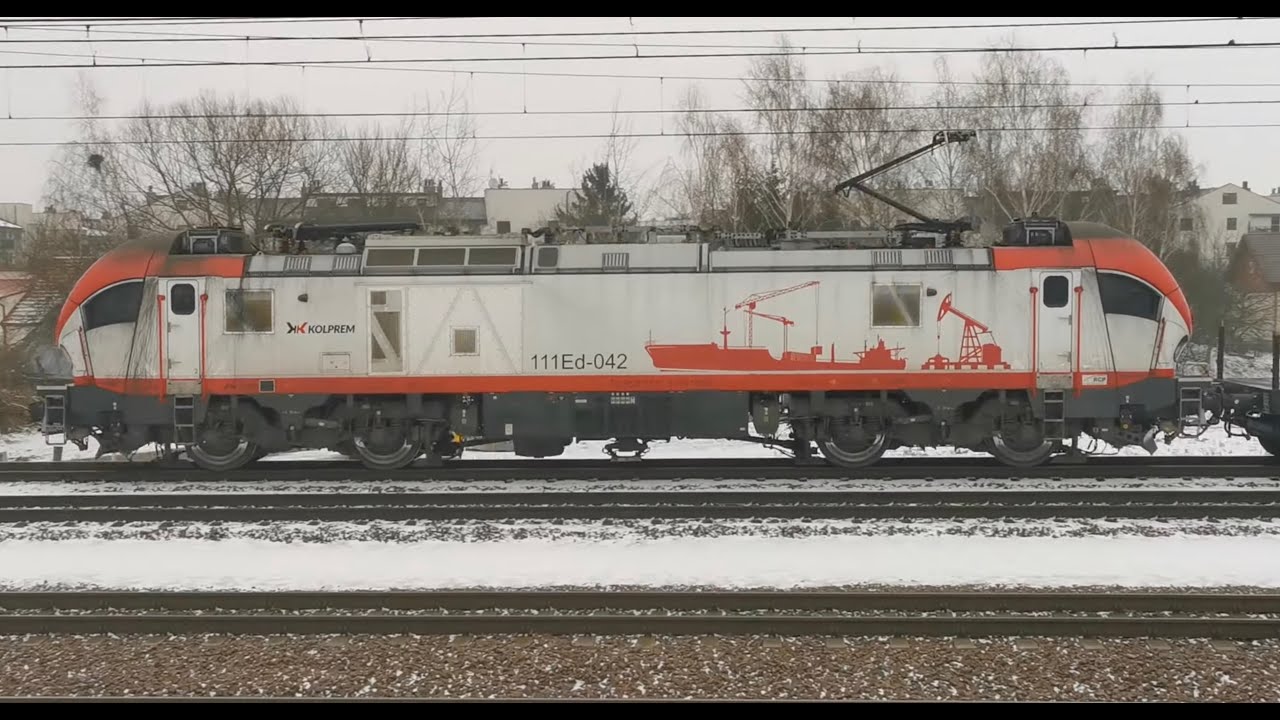 Pesa Gama 111ed-042 Kolprem ze składem platform