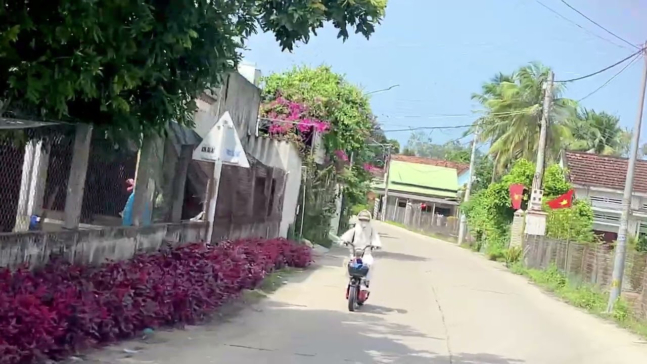 Đường xuống cảng mỹ Á   ngày 13 tháng 3, 2026
