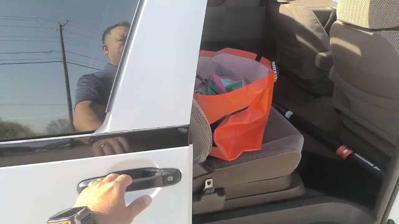1995 Toyota van le walk around