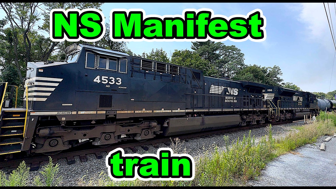 Norfolk Southern Manifest Train NS 4533, NS 1188, NS 4388