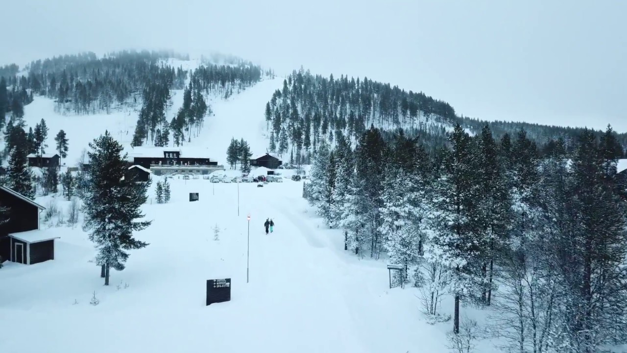 Flygbilder över vackra Tännäskröket