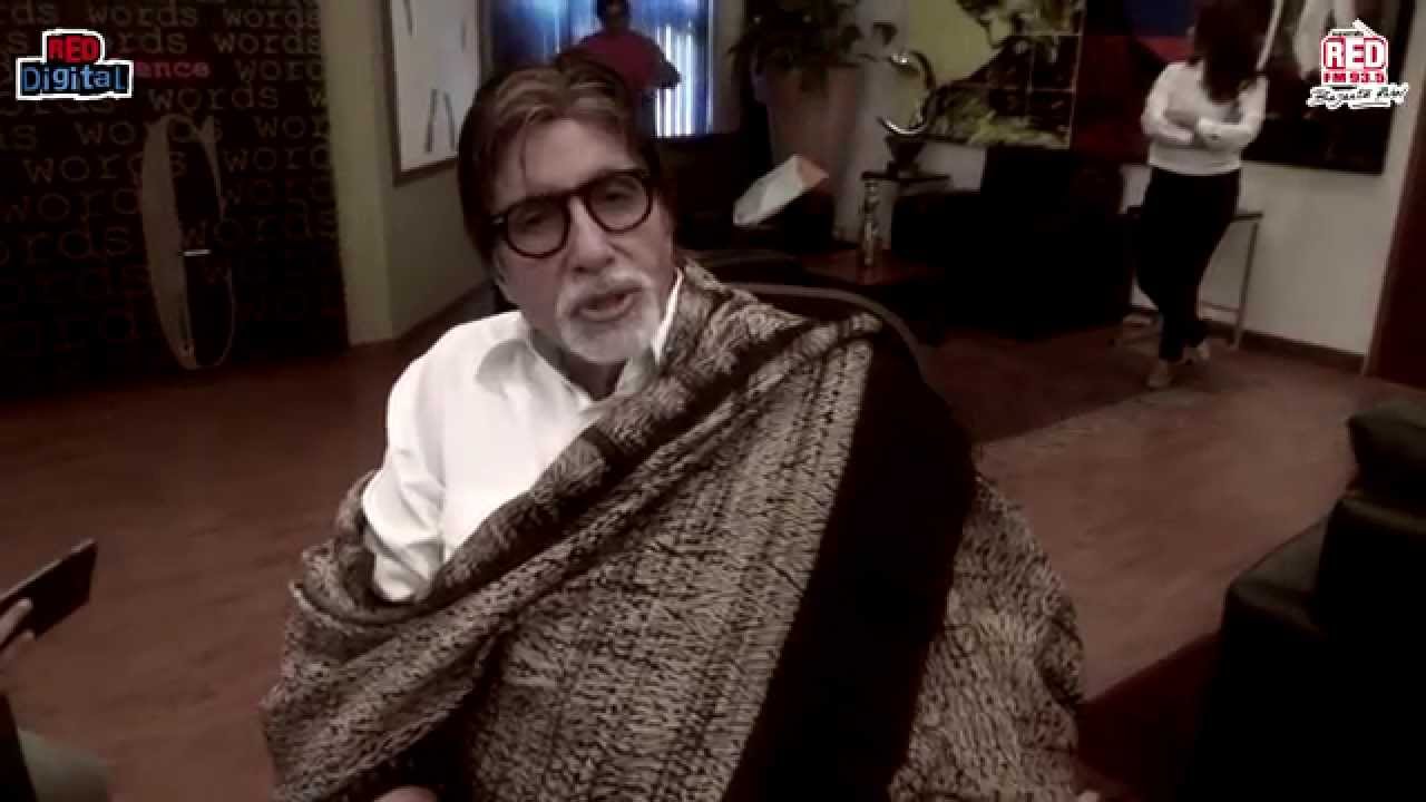 Amitabh Bachchan with RJ Malishka - Shamitabh on Sunday Star Sattack (Part 3)
