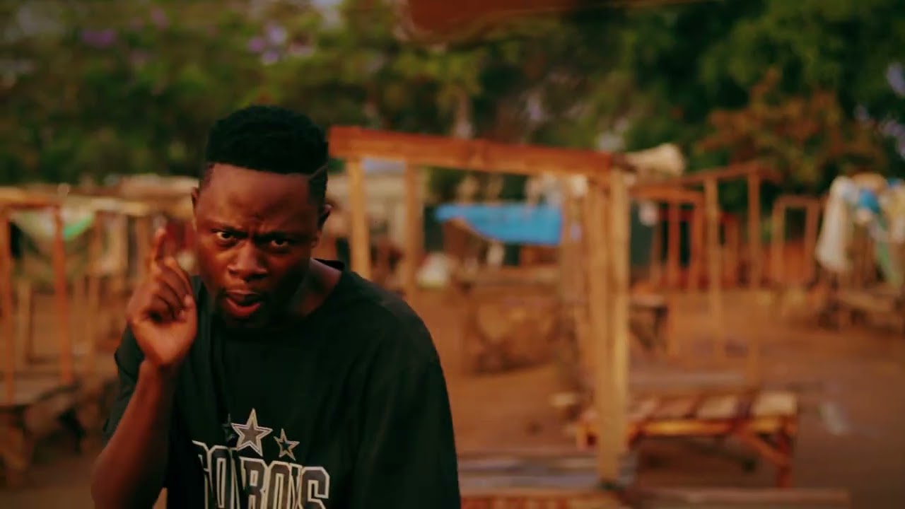 kIDO UMWANAUMONSI [BOMBOCLAT] FT SHOKII MWANA CHIBOLYA