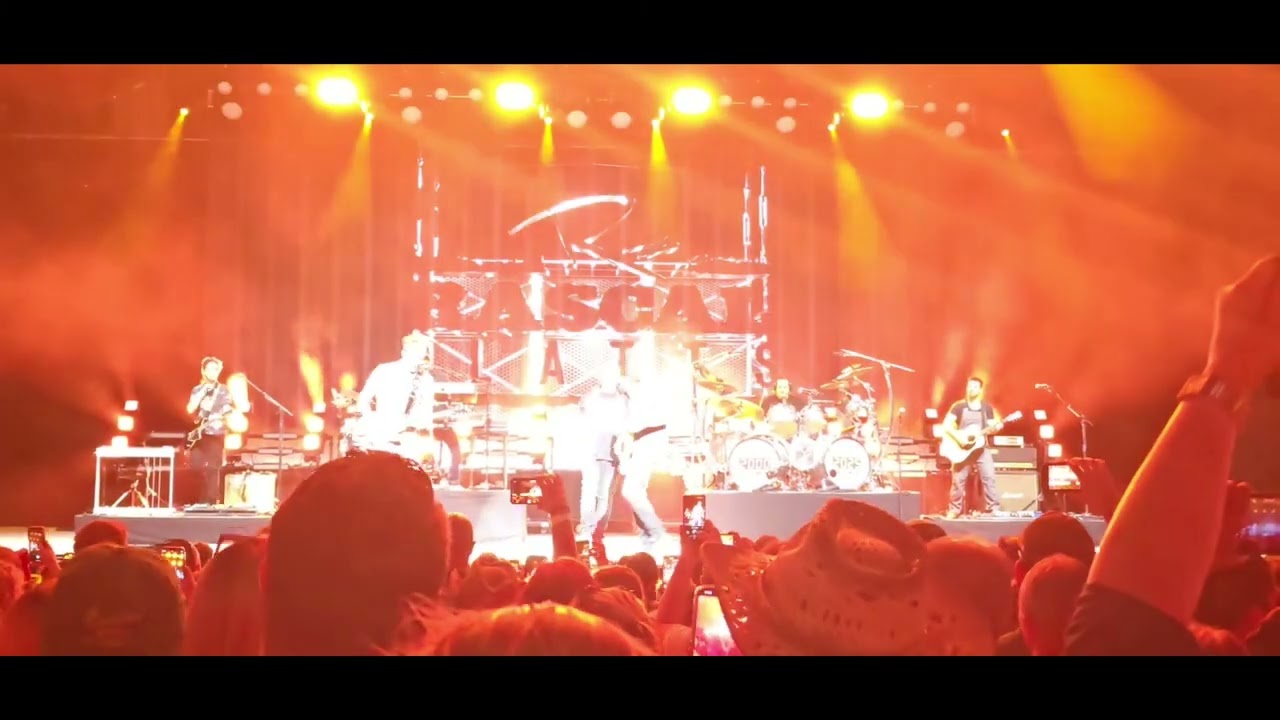 Rascal Flatts live