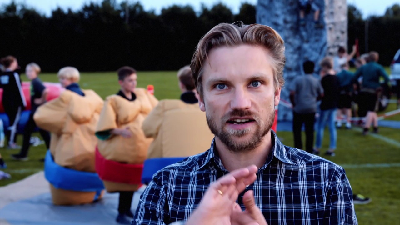 02 Folkets Kirke: N&aring;r kirken flytter hjemmefra SPOT
