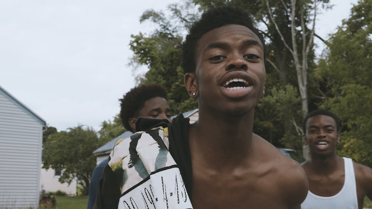 Dafi | Rainy Days Ft. Major | Official Video