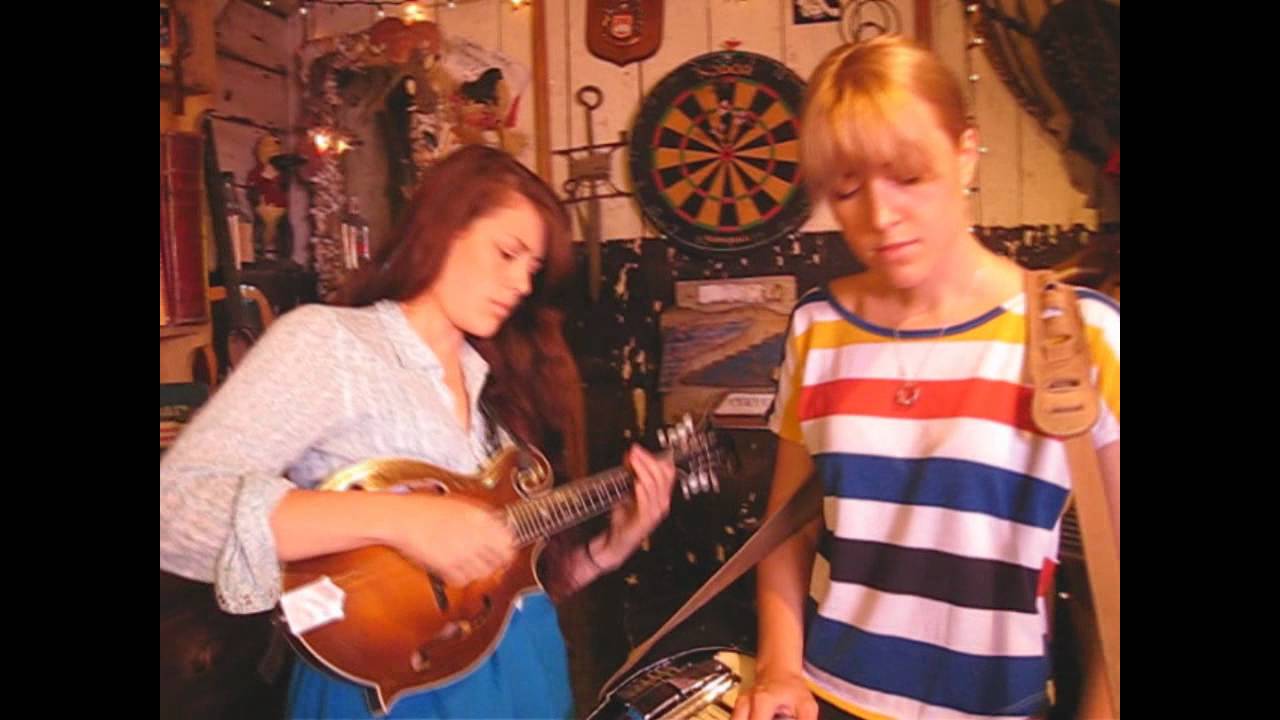 Larkin Poe  - Wade In The Water  - Songs From The Shed Session