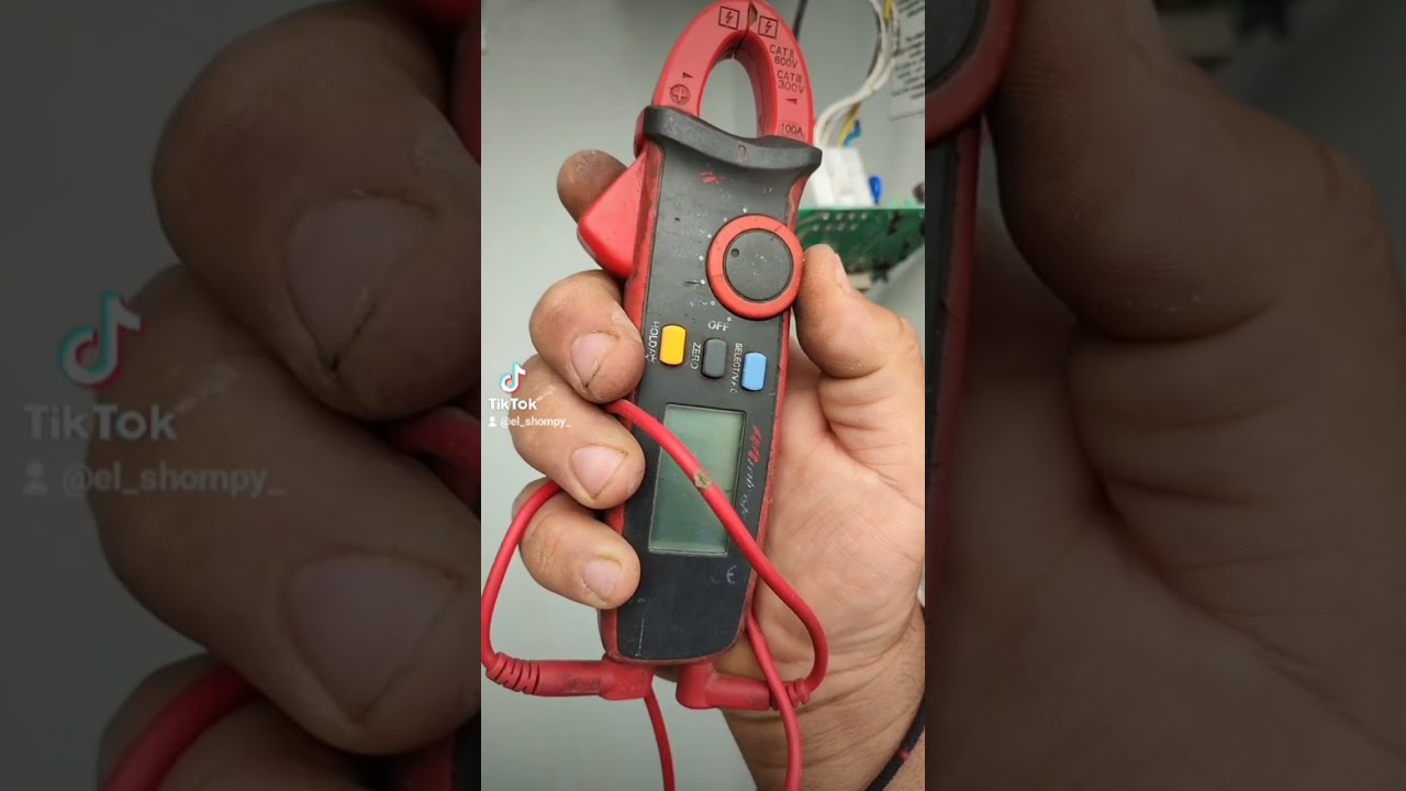 reparación de vitrina enfriadora cambio de ventilador y puesta de termostato