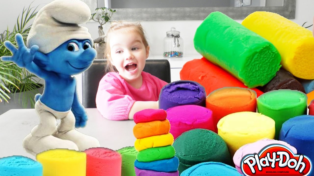 Confection d'un Schtroumpf en pate à modeler - Smurf and Clay