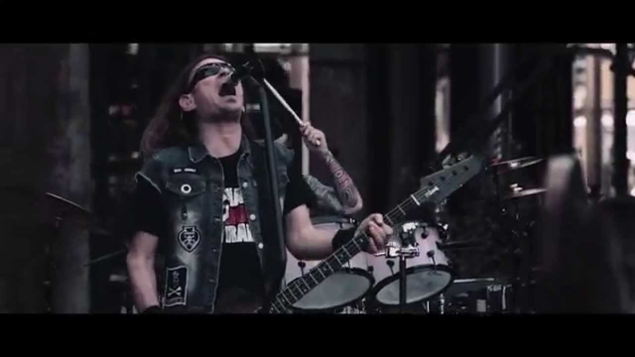 TANKCSAPDA - KÖPÖK RÁTOK (Official Video 2014)